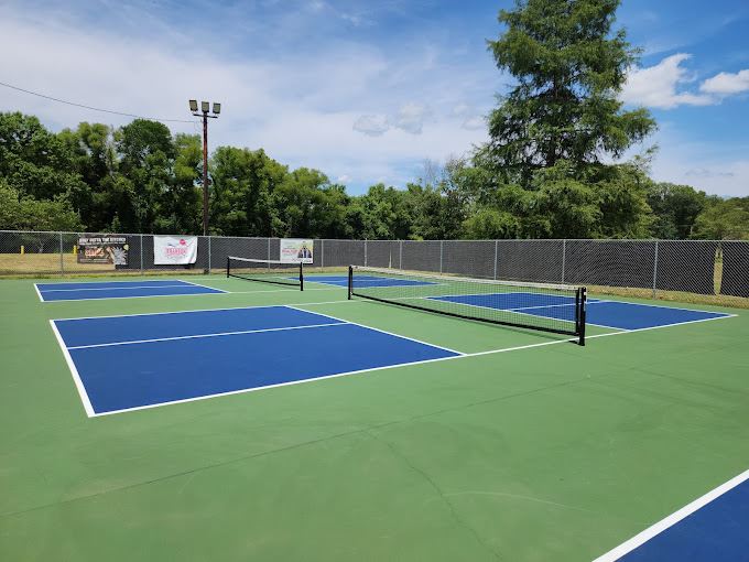 eiserman pickleball courts 1